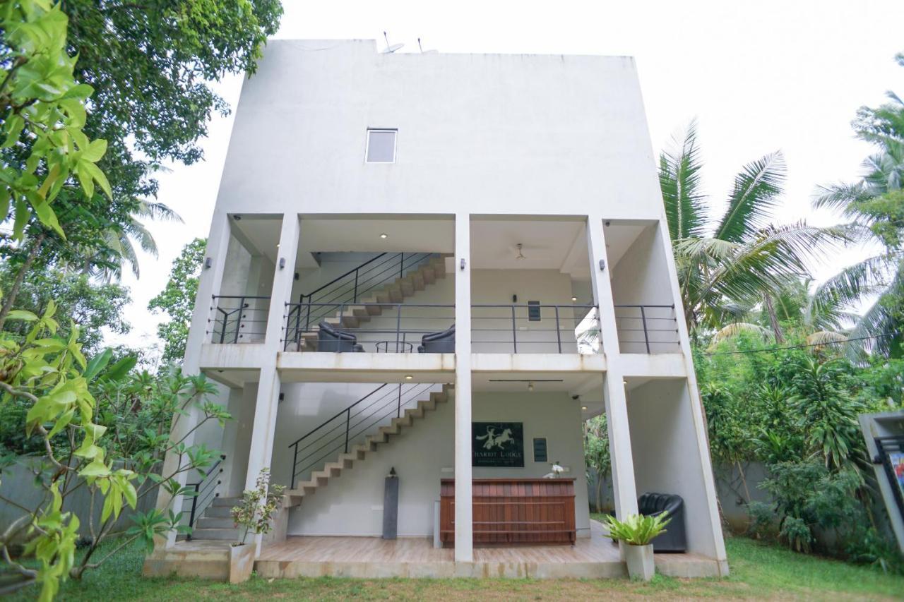 Chariot Lodge Hikkaduwa Exterior photo