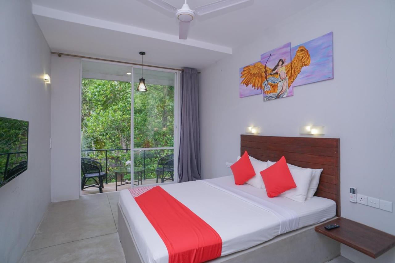 Chariot Lodge Hikkaduwa Exterior photo